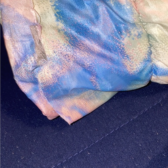 Nike Kids Multicolor Puffer Jacket - Picture 9 of 9